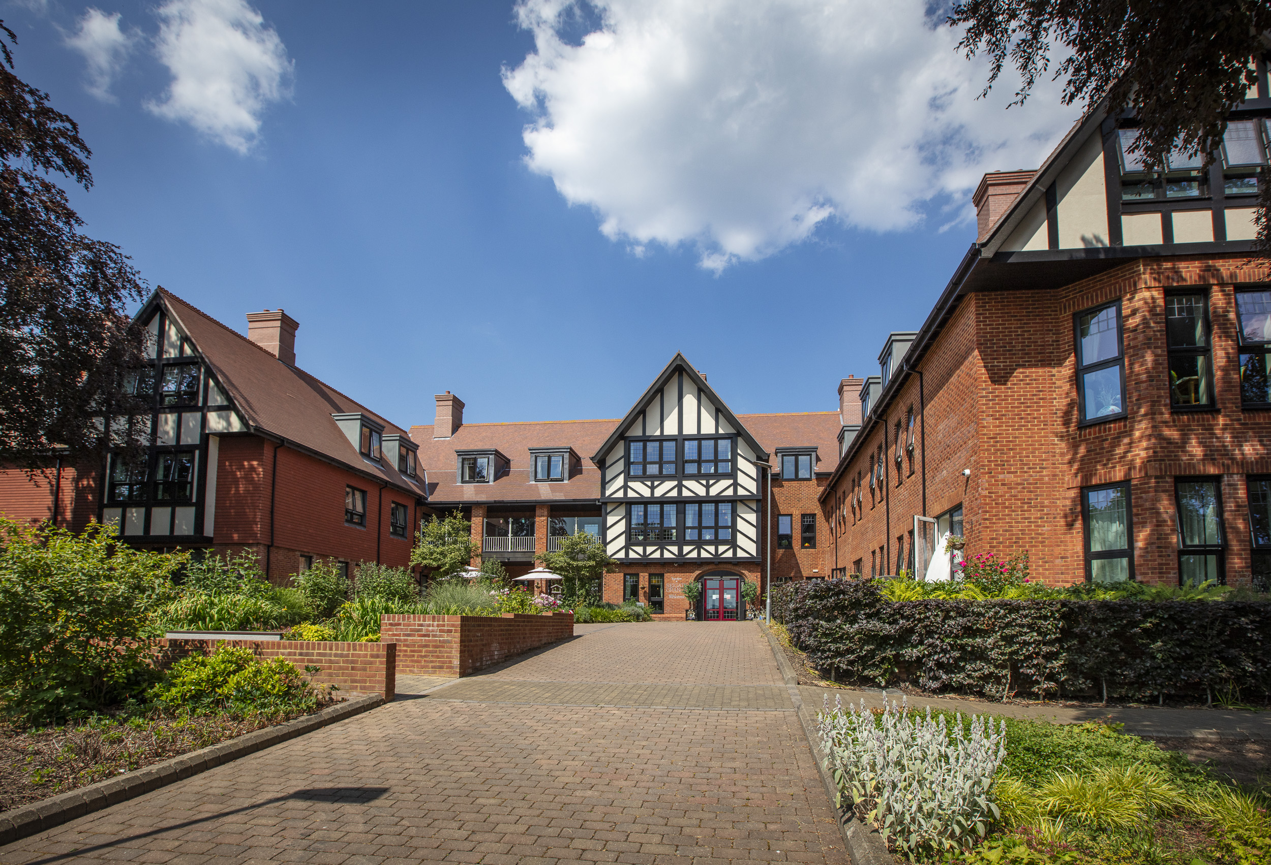 SIGNATURE_AT_REIGATE_GRANGE_045